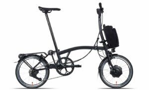 Brompton P-Line Electric Urban (2023) - 16 Zoll 300Wh 4K Faltrad - Midnight Black Metallic